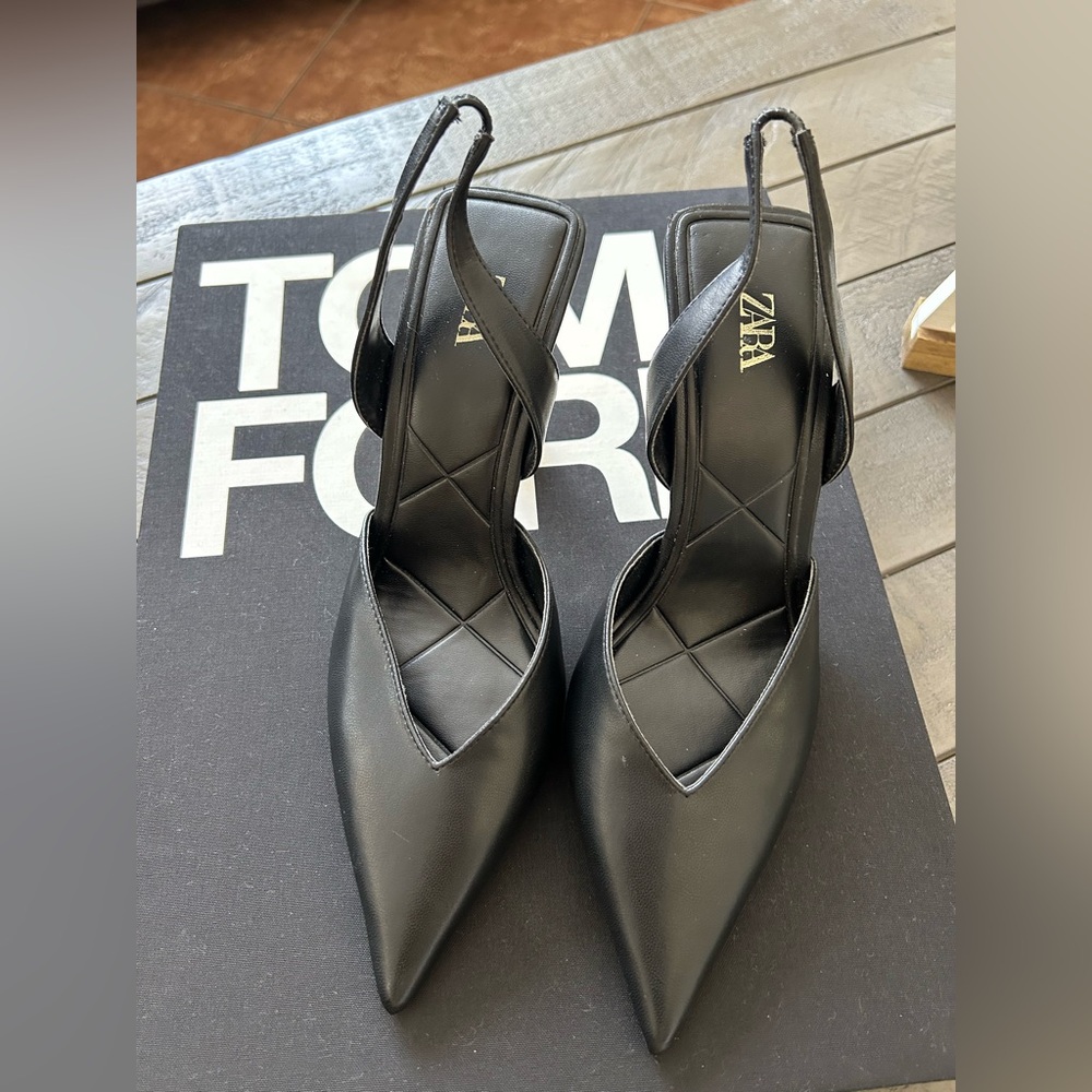 Zara Black Heels Elegant and Sophisticated - Picture 7 of 15